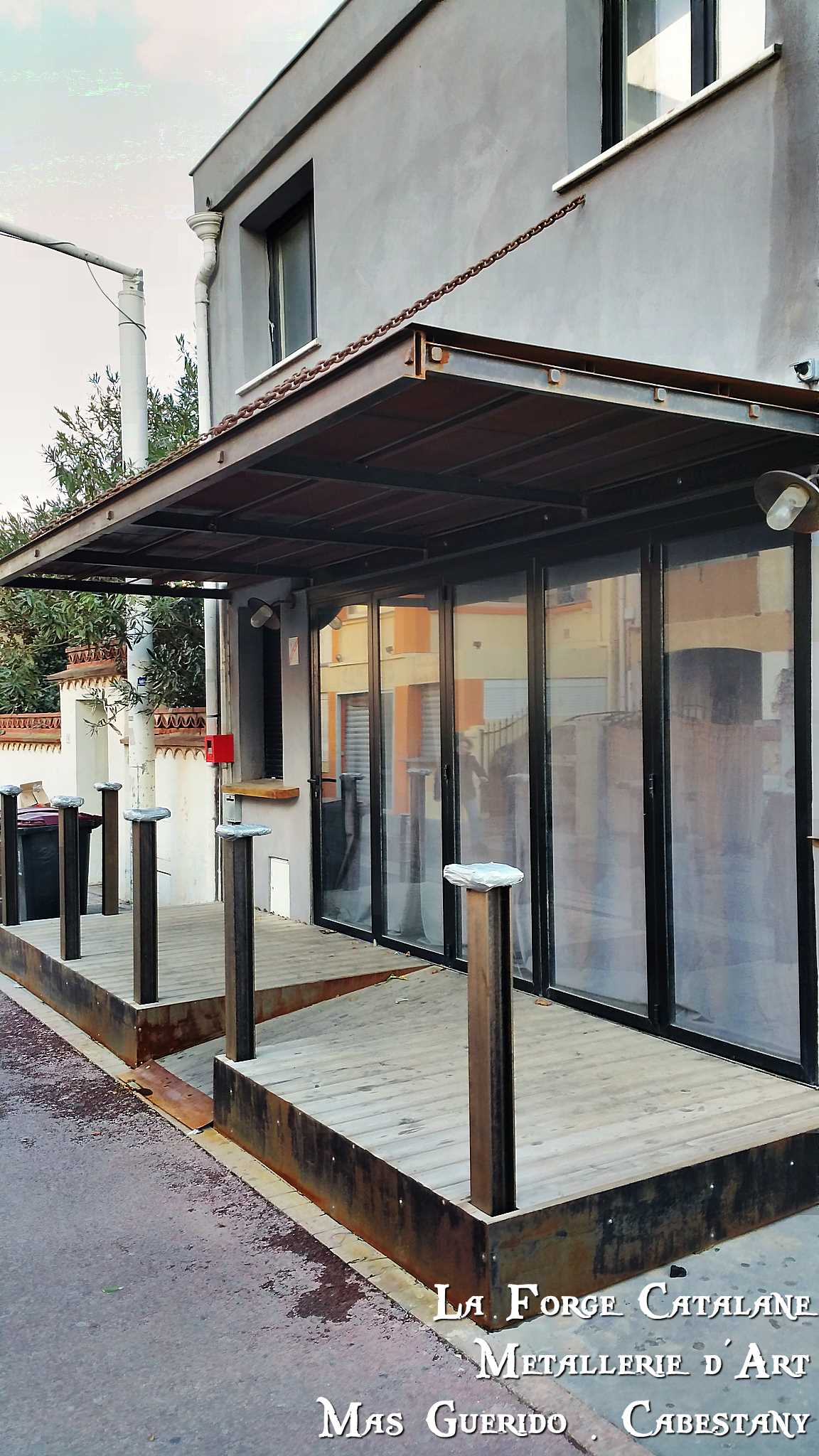 Marquise fer type industriel IPN Forge Catalane.jpg